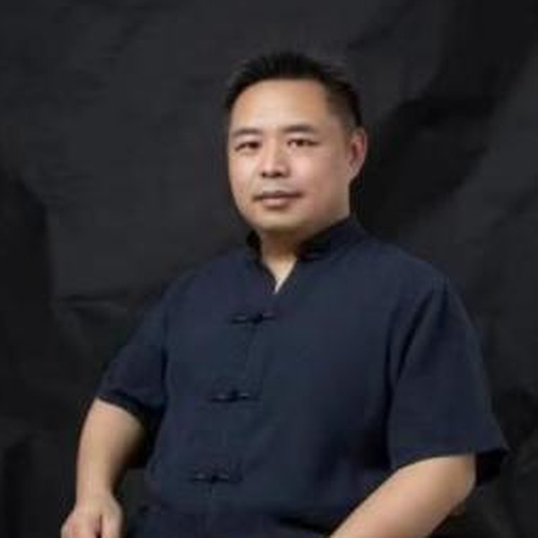 陈飞