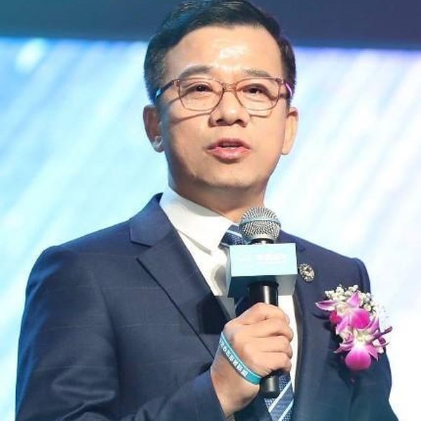 董洪斌