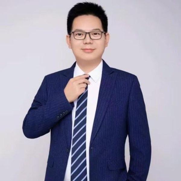 李小军