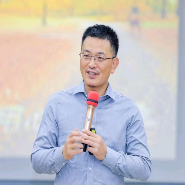 陈晓