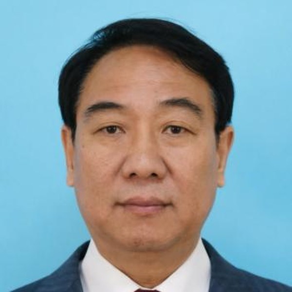 张炬