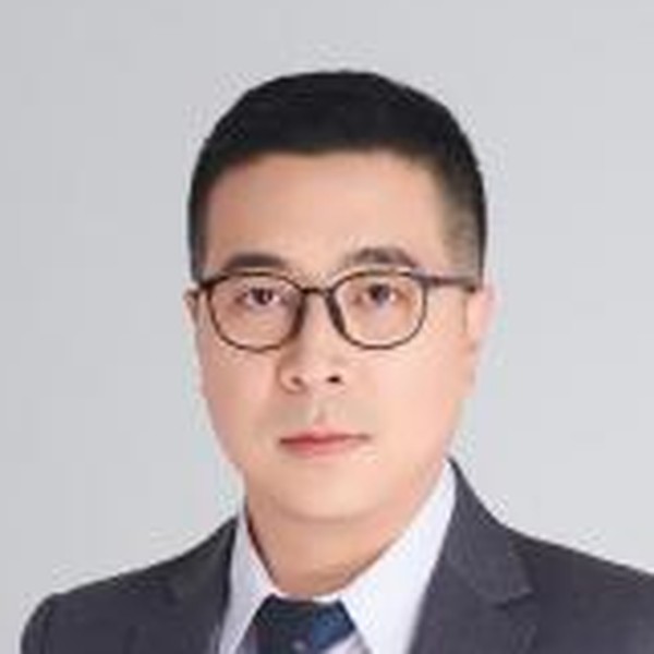 杨立