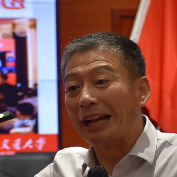 晏贵年