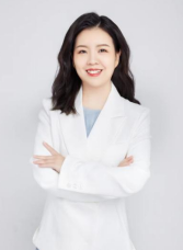 胡曼娜 讲师照片
