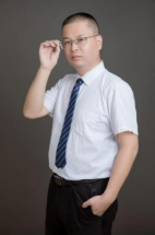 邱尉宁